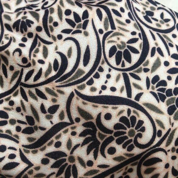 Athleta Aqualuxe Batik Bra-Sized Floral Mid Coverage Bikini Top 40B/C Adjustable - Picture 4 of 10